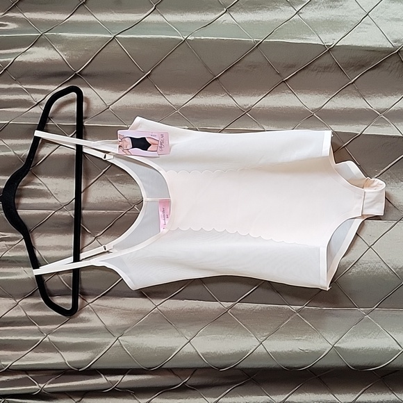 NWT- Hunkemöller Light Control ‘Wear Your Own Bra’ Bodysuit - Picture 3 of 6